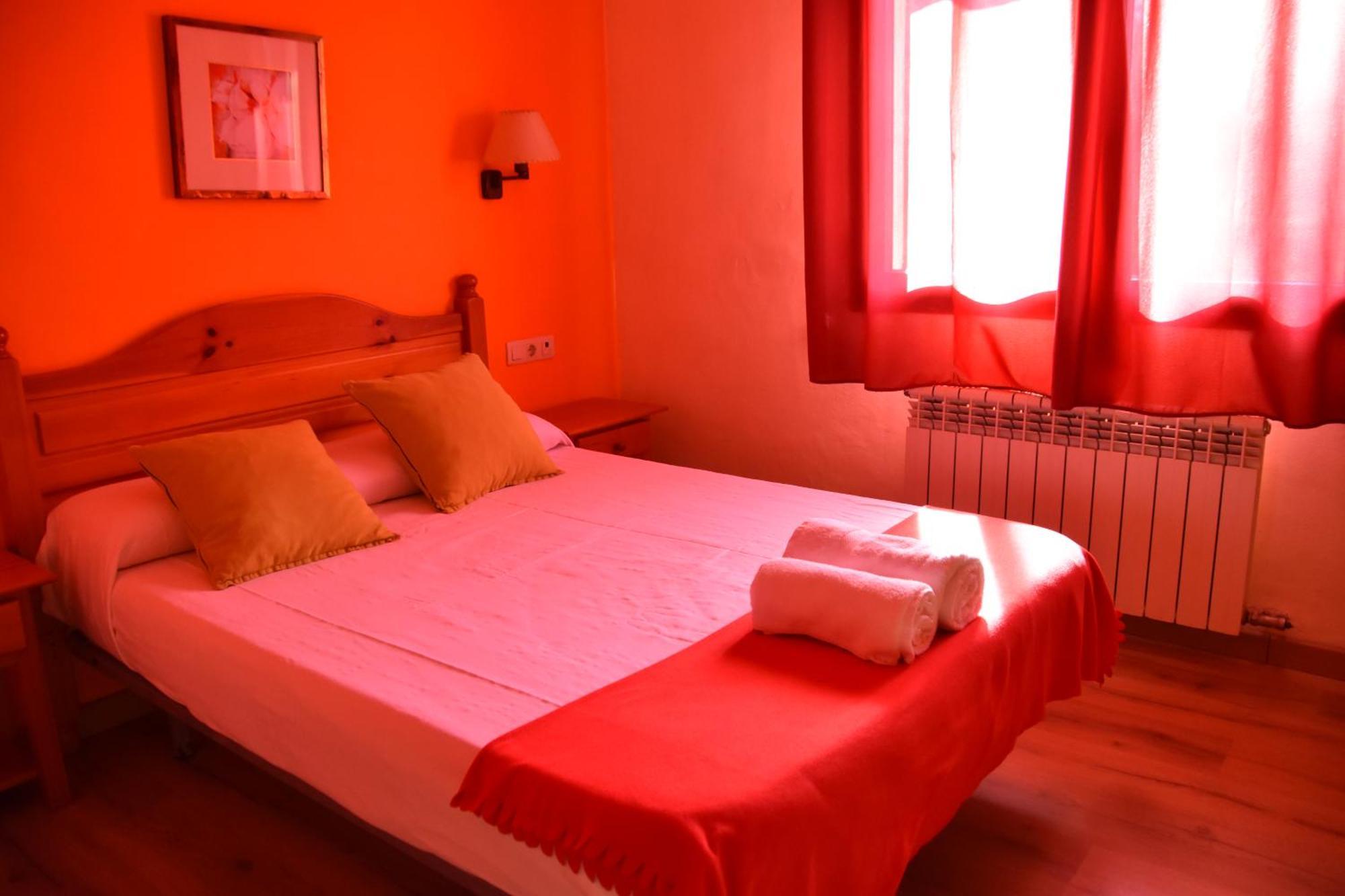 Hostal Cal Batista Bagá Εξωτερικό φωτογραφία